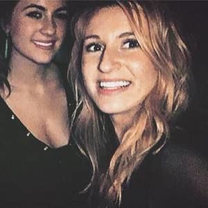 Meet your Posher, Casey